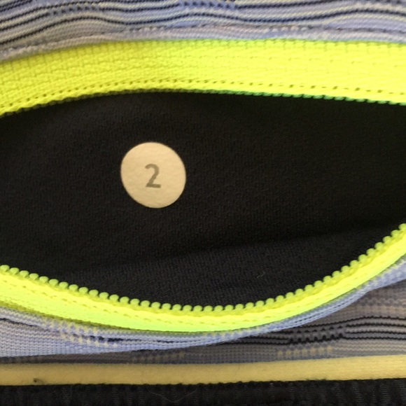 Lululemon Athletica Navy/Space Dye Twist Running Shorts - Picture 4 of 10